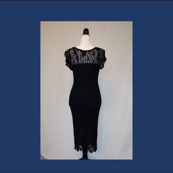 Gabby Skye Cap Sleeve V-Neck Crochet Lace-look Dress with Slip - Navy - Medium - Picture 2 of 3